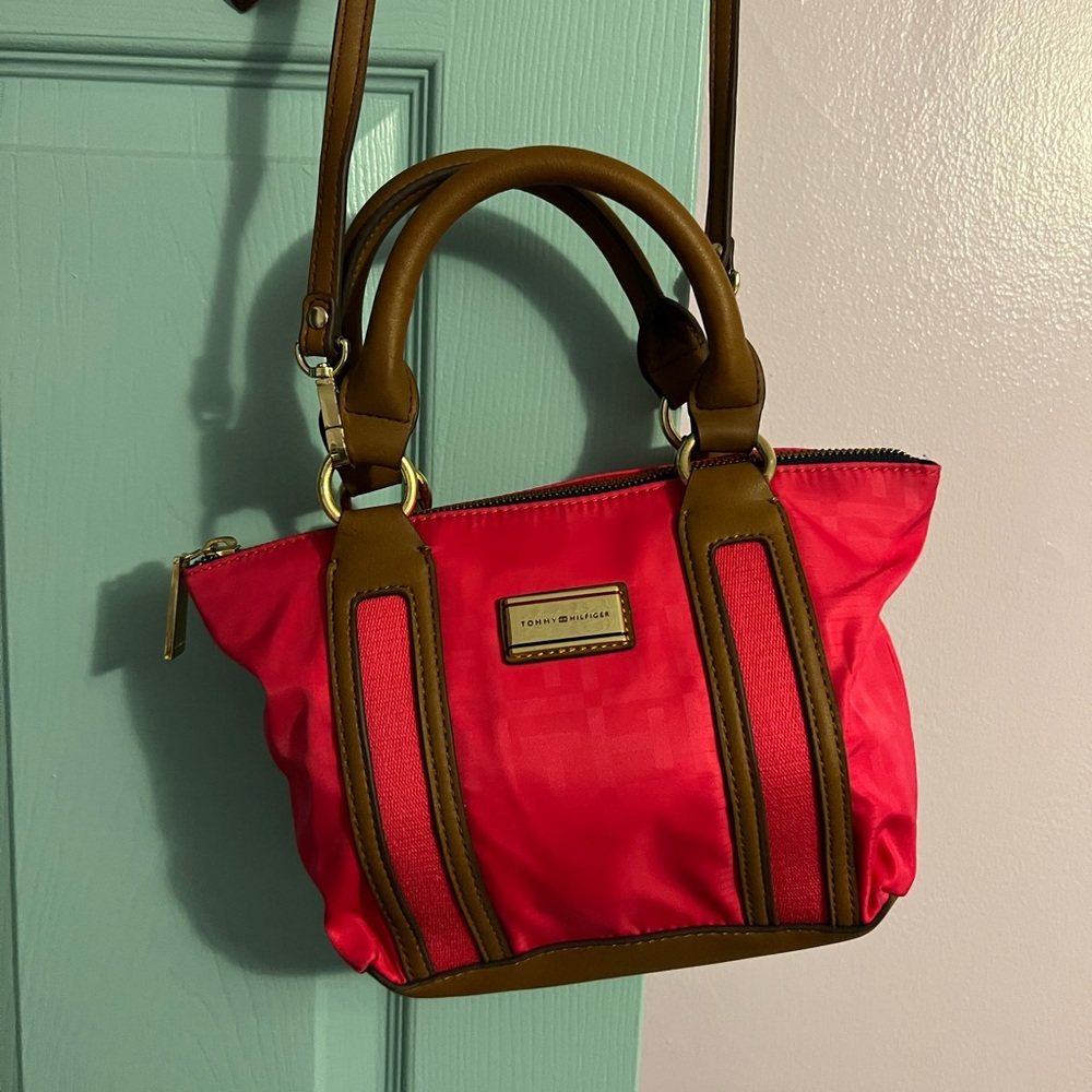 Tommy Hilfiger Small Bag! Hot pink